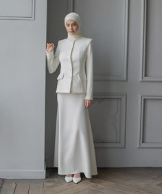 Baju Kahwin, Fashion Model Photography, White Suit, Modest Dresses Casual, Hijabi Outfits Casual, Modesty Fashion, Muslim Outfits, Fashion Hijab, Muslimah Fashion Outfits