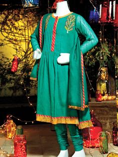 Junaid Jamshed Eid Dresses For Kids 2014 | New Shalwar Kameez Designs For Small Girls Frocks Pakistani, Pakistani Kids Dresses, Kids Salwar Kameez, Shalwar Kameez Designs, Junaid Jamshed, Casual Kurti, Kids Kurta, Kameez Designs, Simple Kurta Designs