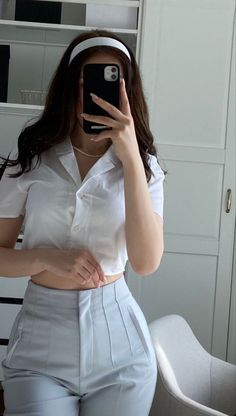 Nails Selfie, Stylish Outfits Casual, Look Office, Lawyer Outfit, Beauty Hairstyles, Casual College Outfits, High Fashion Outfits, Easy Trendy Outfits, Really Cute Outfits