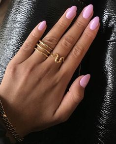 Oval Acrylic Nails, Manicured Nails, Classy Acrylic Nails