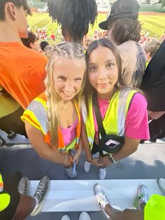 #fnl #football #highschool #theme #neon #construction Construction Football Game Theme, Fnl Themes, Homecoming Spirit Week, Fb Games, Homecoming Spirit, Spirit Week Outfits, Football Game Outfit