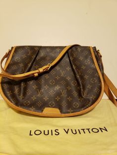 Louis Vuitton Crossbody Bag, Louis Vuitton Accessories, Louis Vuitton Bag Neverfull, Declutter, Beautiful Flowers, Stain