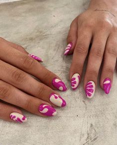 Minimal Nails, Cute Summer Nails, Short Acrylic, Going Viral, Nail Nail, Nails 2024, Nails Desing, Minimalist Nails