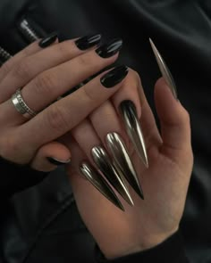 Stiletto Nails Long, Instagram Grunge, Manicure Tool Sets, Nails Dark, Water Marble Nails, Sharp Nails, Pointed Nails, Dare To Be Different, Dark Nails