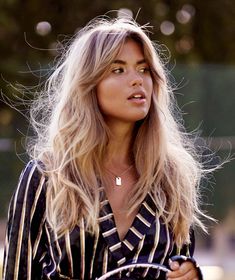 Blonde Hair Inspiration Long, Hair Styles Blonde, 70s Hair, Hair Inspiration Long, Fantasy Hair, Beach Hair