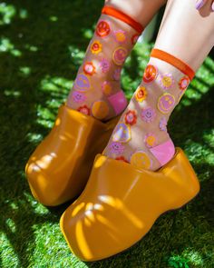 Smiley Face Sheer Socks for Women - Sock Candy Sheer Socks Outfit, Women Socks Fashion, Daisy Petals, Pink Toes, Basic Fashion, Sock Outfits, Sheer Socks, Socks And Heels, Smiley Faces