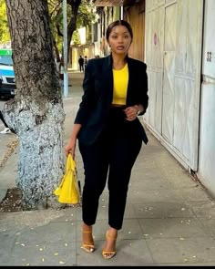 Office Wear Women Work Outfits, Stylish Office Outfits, Stylish Business Outfits, Outfit Ideas Work, Office Wears, Office Outfit Ideas, Cute Professional Outfits, Fashionable Work Outfit, Blazer Outfits For Women