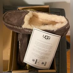 Reposhing This Item I Purchased From @Kfusco95. They Tend To Run Small. Questions? Leave A Comment Below! Shoes Ugg, Ugg Shoes, Womens Uggs, Leave A Comment, Espresso, Slippers, Size 7, Women Shoes, Brand New