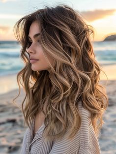 Brunette To Blonde Hair Color Ideas, Burnett Hair Color Ideas For Summer 2024, Hair Color Ideas For Summer 2024, Pecan Sandy Hair, Summer Brown Hair Balayage, Summer Blonde Hair 2024, Summer Balayage Brunette Sun Kissed, Brown Hair Ideas For Summer, Summer Hair Color 2024 Trend