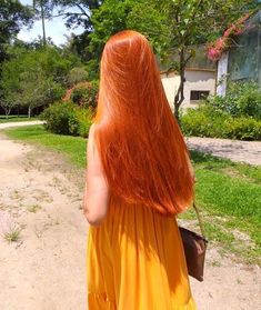 Red Hair Inspiration, Ginger Hair Color, Dark Red Hair, Luscious Hair, Long Red Hair, Very Long Hair, Long Red, Orange Hair, Hair Inspo Color