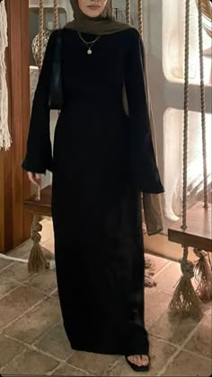 Modest Formal Outfits Muslim, Maxi Hijab Dress, Hijabi Chic Outfits, Hijabi Restaurant Outfit, Hijabi Maxi Dress Outfit, Hijabi Going Out Outfits, Hijabi Abaya Aesthetic, Hijabies Outfit