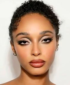 90s Eyeliner Looks, Makeup Looks Aesthetic Creative, Eclectic Eye Makeup, Lip Stain Makeup Look, Birthday Makeup Looks Black Women, Subtle Dark Makeup, Bottom Lashes Makeup, Wet Look Makeup, Artistic Makeup Looks