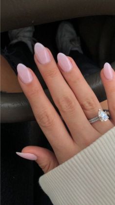 Almond Shaped Nails Short, Nails Bubble Bath, Nails Engagement Ring, Nails Bubble, Engagement Ring Teardrop, Nails Engagement, Teardrop Engagement Ring, Classy Almond Nails, Acrylic Nails Almond Shape