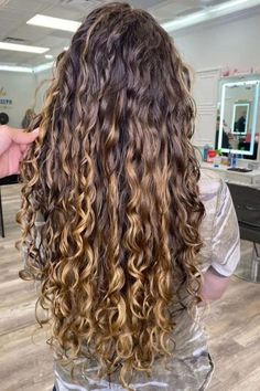 Super Long Layered Curls Curly Hair Long Layers Face Framing, Curly Long Hair Cuts, Long Curly Hair Naturally, Super Long Curly Hair, Long Layers Curly Hair, Long Curly Thick Hair, Long Curly Hair Cuts, Haircuts For Long Curly Hair, Long Curly Hair Ideas