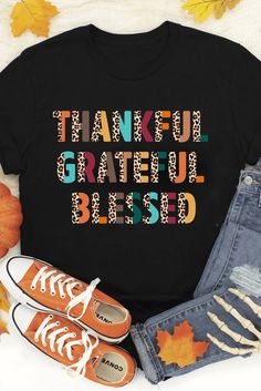 Olivia Mark - Thanksgiving Printed Women's Tee Thanksgiving Tee, Thankful Grateful Blessed, Cozy Accessories, Crewneck Style, Crewneck Design, Grateful Thankful Blessed, Short Sleeve Pattern, Sleeve Pattern, Crew Neck Shirt