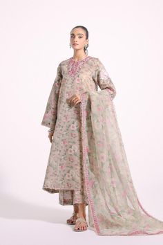 Ready wwear Ethnic dress. Embroidery kameez with orgaza dupatta Embroidery Kameez, Embroidered Suit, Border Embroidery Designs, Dress Embroidery, Aesthetic Shirt, Border Embroidery, Aesthetic Shirts, Organza Dupatta, Suit Style