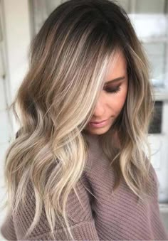 Bronde Balayage Hair, Blonde Ombre Hair, Bronde Balayage, Long Face Hairstyles, Medium Blonde, Frontal Hairstyles, Peinados Fáciles Para Cabello Corto