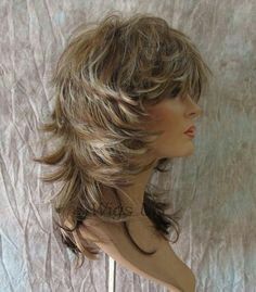 Bangs Volume, Medium Wig, Shaggy Long Hair, Choppy Bangs, Hair Inspiration Short, Short Layered, Short Layered Haircuts, Haircuts For Medium Hair