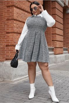 Tweed Outfits, Plus Size Fall Outfit, Business Outfits Women, Classy Work Outfits, Tweed Dress, Curvy Outfits, Fashion Sale, Work Attire, Outfits Casuales