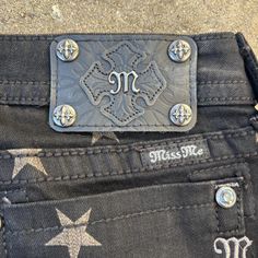 low rise black and silver star print miss me jeans







 #goth #grunge #y2kjeans #lowrise Y2k Jeans, Miss Me Jeans, Goth Grunge, Black And Silver, Silver Stars, Star Print, Miss Me, Low Rise, Womens Bottoms