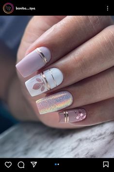 White Flower Nail Design, Manicure Elegante, Flower Nail Design, Acrylic Nail Designs Coffin, Nails Bridal, Bridal Nail, Bridal Nail Art, Nails Yellow, Classy Nail Designs