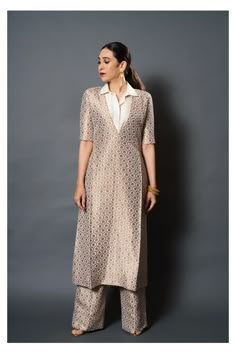 Banarsi Indo Western Dress, Chanderi Suits Design Party Wear, Winter Suit Designs Indian Style Neck, Banarsi Dress Designs, Silk Kurta Designs Women Classy, Banarasi Kurta Designs Women, Banarsi Suit Design Indian Style, Brocade Suit Design, Suit Designs Indian Style Neck