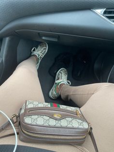 #gucci Gucci Trainers Outfit, Gucci Shoes Outfit, Gucci Sneakers Outfit, Tenis Gucci, Gucci Outfit, Trainers Outfit, Fierce Fashion, Fun Outfits, Soft Life