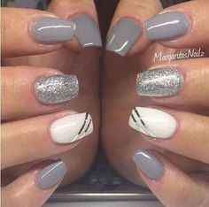 Winter nails Gray Nails, Super Nails, Nail Styles, Trendy Nail Art, Gel Nail Designs, Cute Nail Designs, Fancy Nails, Nail Polishes, Gorgeous Nails