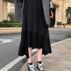 Pleated Chiffon Frill Midi Skirt Ruffle Long Skirt, Goth Skirts, Long Chiffon Skirt, Pleated Chiffon Skirt, High Waisted Pleated Skirt, Pleated Chiffon, Long Skirts For Women, Black Midi Skirt, Asymmetrical Skirt