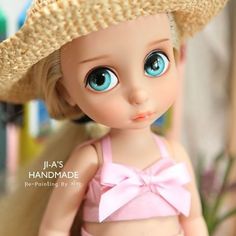 Bikini or halter inspiration. Disney Animators Collection Dolls, Disney Animator Doll, Disney Animators Collection, Disney Rapunzel, Disney Dolls, Doll Repaint, Rapunzel, Doll Dress