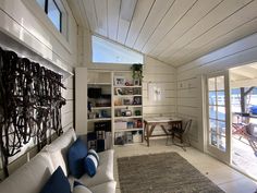 Black And White Tack Room, Tack Shed Ideas, Dream Barn Stables, Feed Room, Horse Shed, Barn Layout, Horse Farm Ideas