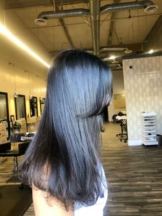 long blunt cut, curtain bangs Straight Cut Hair With Curtain Bangs, Long Curtain Bangs Straight Hair, Straight Hair With Curtain Bangs, Cut Curtain Bangs, Long Curtain Bangs, Haircut Inspo, How To Cut Bangs, Haircut Types