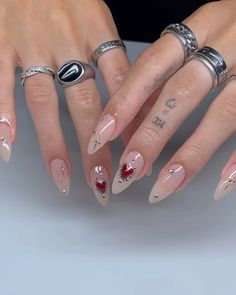 Easy Nail Art With Rhinestones, Rebelde Nails Ideas, Gothic Heart Nails, Slim Almond Nails, French Tip With Jewels, Nail Ideas Nail Polish, Romantic Goth Nails, Kali Uchis Nail Ideas