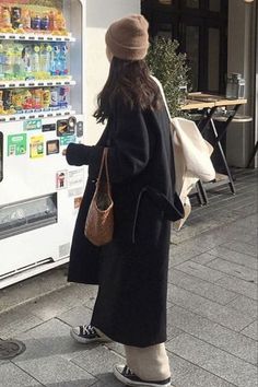 Tokyo Winter Outfit, Seoul Outfits, Japan Outfit Winter, Japanese Winter Fashion, Japanese Winter, Korean Winter Outfits, Korean Winter, Korean Fashion Winter, Japan Outfit