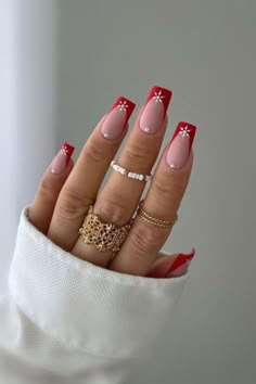 Imagine your fingertips adorned with the festive spirit, showcasing a mesmerizing blend of classic red and green hues, glittering like fresh snow under the holiday lights.Perfect for holiday parties, cozy winter evenings, or as a special gift to yourself. Let your nails be a reminder of the joy and wonder of Christmas! ✨🎅 #ChristmasNails #FestiveNails #NailArtInspiration #FestiveNailArt #HolidayNailArt #FestiveFashion #NailArtLovers #NailArt #christmasnails2023 christmas nails 2023 christmas nails christmas nail ideas christmas nail art christmas nail designs christmas nails simple holiday nails winter nails square nails December Nails, Red Christmas Nails, Christmas Nails Easy, French Nail Designs, Christmas Nails Acrylic, Festival Nails, Xmas Nails, Christmas Nail Designs, Christmas Nail