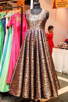 Long Gown Design, Brocade Dress, Long Gown Dress, Long Dress Design, Girls Frock Design, Indian Gowns Dresses, Brocade Dresses, Kurti Designs Party Wear, Kids Designer Dresses