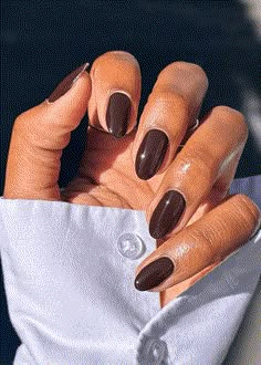 10 Nail Colors for Fall, From Cozy Green to Shimmer Purple Brown Nail Polish, Velvet Nails, Winter Manicure, September Nails, Fall Manicure, Best Nail Polish, Almond Nail, Sparkle Nails