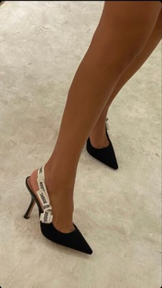 Heels Aesthetic Designer, Designer Heels 2023, Classy Designer Bags, Summer Heels 2023, Door Heels, Dior Heels Aesthetic, Luxury Heels Aesthetic, Jadior Heels, Designer Heels Aesthetic