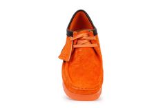 Clarks Originals Wallabee men's shoes. Featuring clean and simple lines.Crepe sole, suede upper material and lining. Comfortable lace-up shoes and fob detailing. Imported. Style number: 26163072 Clarks Originals, Simple Lines, Lace Up Shoes, Men's Shoes, Loafers, Lace Up, Orange, Lace