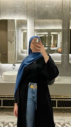 Suits Hijab Outfits, Hijabi Dress Outfits, Voile Outfit, Muslim Modest Outfits, Hijab Outfit Inspiration, Modest Fashion Ideas, Muslim Outfit Ideas, Abaya Outfit, Stylish Outfits Casual