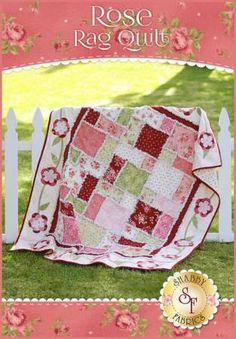 Rose Rag Quilt Shabby Fabrics Tutorials, Shabby Fabrics Quilts, Rag Quilt Ideas, How To Make Quilts, Rag Quilting, Flannel Rag Quilts, Camping Quilt, Quilt Layouts, Rag Quilt Patterns