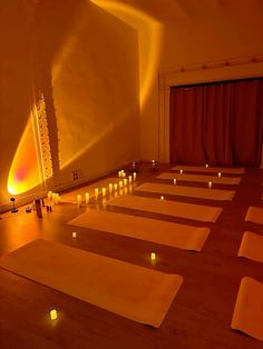 Yoga Aesthetic Studio, Spiritual Room Aesthetic Bedroom, Yoga Lifestyle Aesthetic, Colorful Yoga Studio, Meditation Room Aesthetic, Yoga Event Ideas, Light Energy Aesthetic, Sound Healing Aesthetic