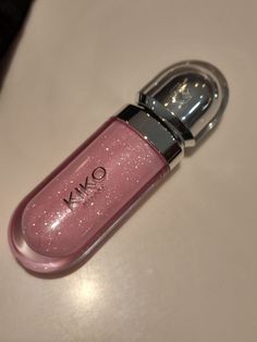 Gloss Labial, Fancy Makeup, Kiko Milano, Makeup Items, Makeup Essentials, Pretty Makeup, Cute Makeup, Aesthetic Makeup, Lip Care