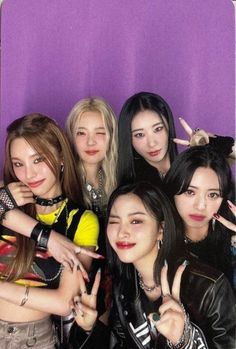 Ryujin Chaeryeong Yuna, Lia Ryujin Chaeryeong, Itzy Kpop, Mnet Asian Music Awards, Itzy Yeji, Imaginary Friend, Concert Outfit