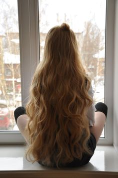 Wavy Haircut, Waist Length Hair, Really Long Hair, Long Red Hair, Long Natural Hair, Super Long Hair, Very Long Hair, Long Hair Girl