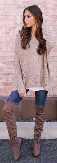 #fall #outfits beige sweater jeans beige boots Winter Outfits Beige, Fall Outfits Beige, Beige Sweater Outfit, Outfits Beige, Sweater Jeans, Beige Boots, Jeans Beige, Beige Sweater, Sweaters And Jeans