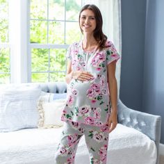 From Baby Bump To Nursing Mom! This Pretty Maternity / Nursing Pajama Set Is Designed To Make You Feel Gorgeous, Yet Comfortable & Stylish As Your Bump Grows. Perfect For Sleeping, Relaxing Or Just Lounging Around The House. Don't Forget To Pack This Set For Your Hospital Stay, Perfect For The First Pictures With Your New Baby And Receive Your Visitors In Comfort And Style. Easy Front Snaps Breastfeeding Access. You Will Love This Set Beyond Your Nine Months! The Pants Have An Elasticated Waistl Nursing Pajama Set, Maternity Nursing Pajamas, Labor Delivery Nursing, Nursing Gown, Nursing Pajamas, Hospital Stay, Nursing Mom, Nine Months, White Halter Maxi Dress