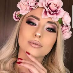 Dark Pink Eye Makeup, Machiaj Smokey Eyes, Baby Shower Makeup, Sweet 16 Makeup, Spring Eye Makeup, Rosa Make-up, Shower Makeup, Pink Smokey Eye, Light Pink Lips