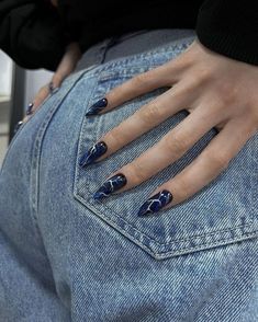 Nails Yellow, Goth Nails, Grunge Nails, Blue Nail Art, Soft Nails, Black Nail, Dark Nails, Classy Nails, Funky Nails