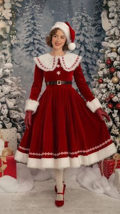 Christmas Sweater Outfits, August Nails, Fashion Fails, Christmas Outfits Women, Fashion Fail, Beauty Standards, Sweater Outfits